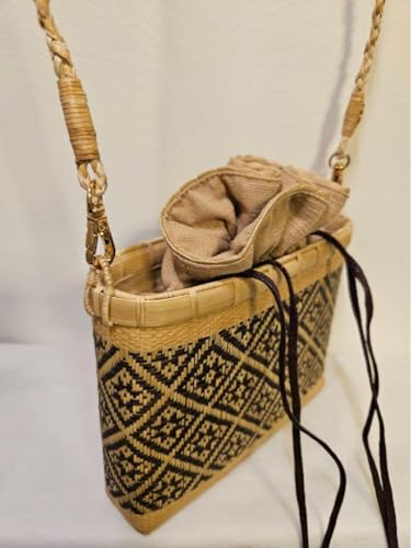 タイ王室御用達　プラニー工房　伝統工芸　竹細工バッグ・ポシェット型(黒茶柄) タイ王室御用達 プラニー工房 伝統工芸 竹細工バッグ ポシェット